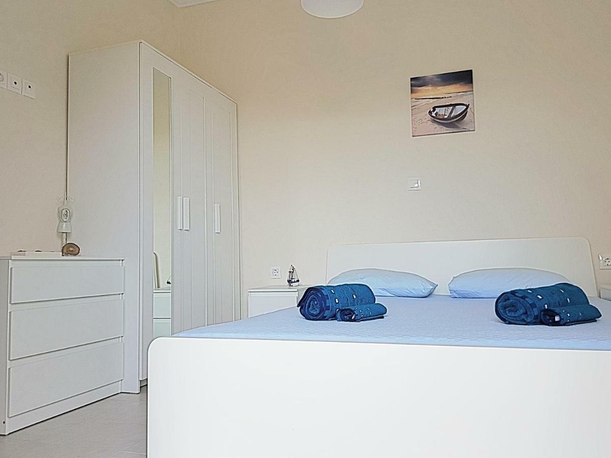 Mango apartment Nikiti  Bagian luar foto